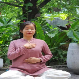 Coach La Lan — C-IAYT Yoga Therapist, Founder Namaskar Adaptive Yoga